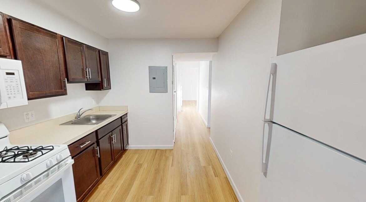 125-Yuma-St-SE-108-3-Bed-1-Bath-10152025_205256