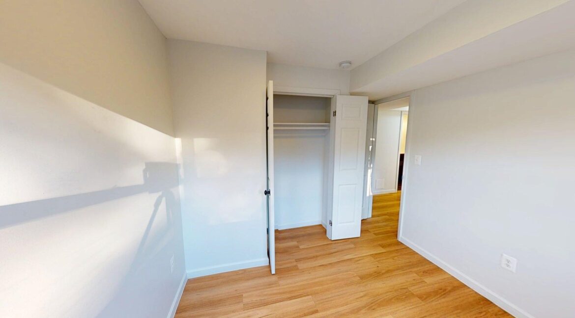 125-Yuma-St-SE-108-3-Bed-1-Bath-10152025_205431