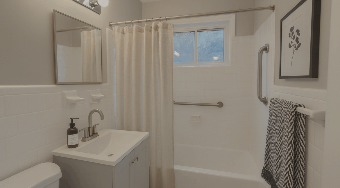 CC44AB19-4C5C-403F-8D60-A34F9294E58F