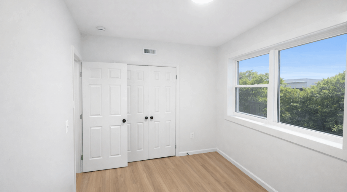 0A7F6E6E-C19F-4E04-8BB6-5D1E4B412CC6