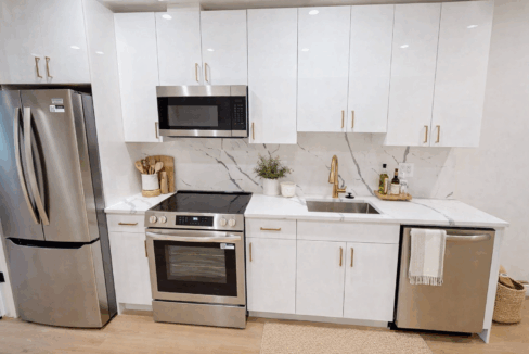 2A5FAA7B-4507-4A8B-944A-84B967786A05