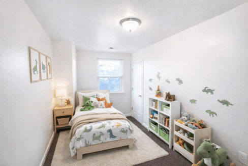 435E55FE-2290-44F1-B271-E540BD6F5727