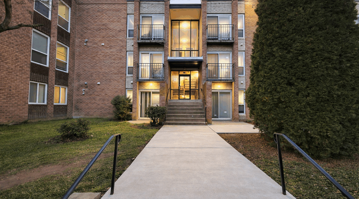 55C2432A-80D0-467B-9852-8C0D9FB207C9