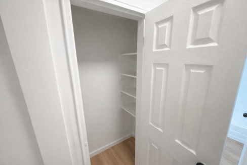 7829A034-A44B-40DE-9EFF-E9C4DE2877D8