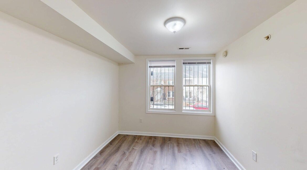 1273-Meigs-Pl-NE-1-2-Bed-1-Bath-03112026_185137