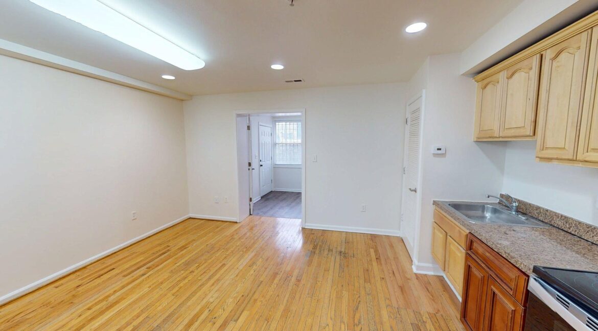 1273-Meigs-Pl-NE-1-2-Bed-1-Bath-03112026_185256