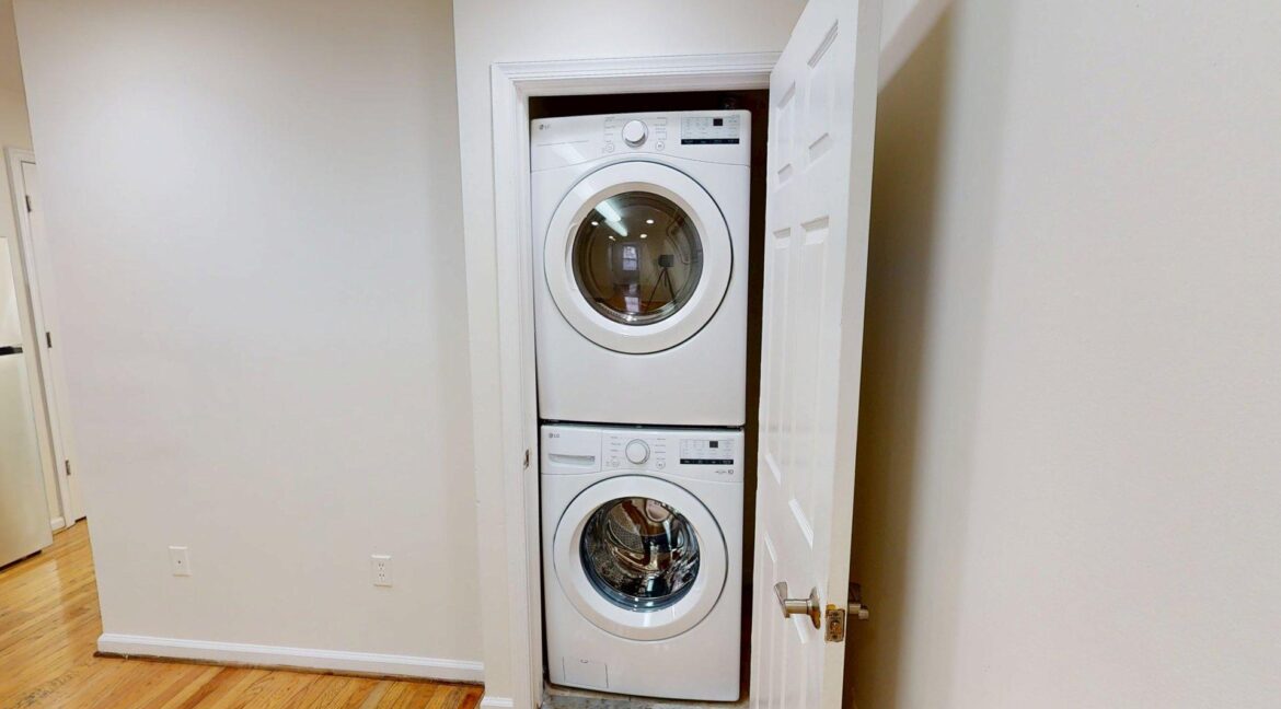 1273-Meigs-Pl-NE-1-2-Bed-1-Bath-03112026_185305
