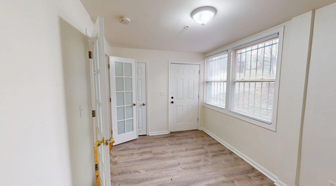 1273-Meigs-Pl-NE-1-2-Bed-1-Bath-03112026_185401
