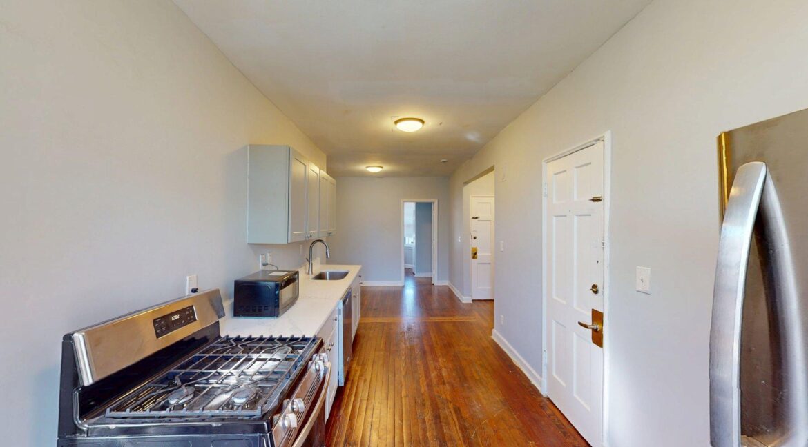 2925-Pennsylvania-Ave-SE-106-4-Bed-1-Bath-03242026_211101