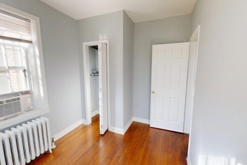 2925-Pennsylvania-Ave-SE-106-4-Bed-1-Bath-03242026_211506