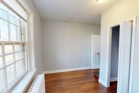 2925-Pennsylvania-Ave-SE-106-4-Bed-1-Bath-03242026_211539 2