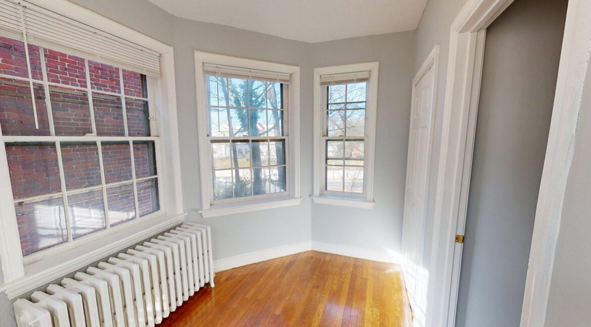 2925-Pennsylvania-Ave-SE-106-4-Bed-1-Bath-03242026_211648