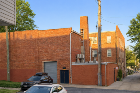 CC8566CE-3036-4BEF-BCC5-9757F8D54CFE