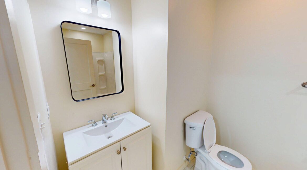 2500-41st-St-NW-7-2-Bed-1-Bath-03212026_134220