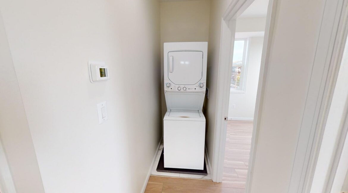 1912-R-St-SE-7-4-Bed-1-Bath-10292024_184337