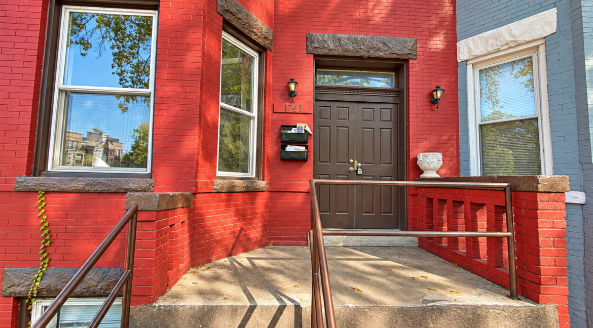 IMG_5733_Front-Entry_Enhanced